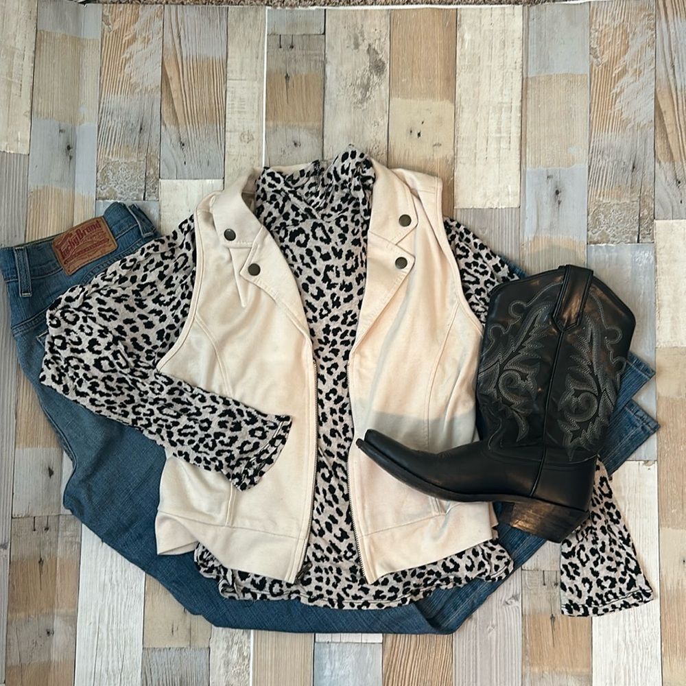 Cream Zipper Vest
